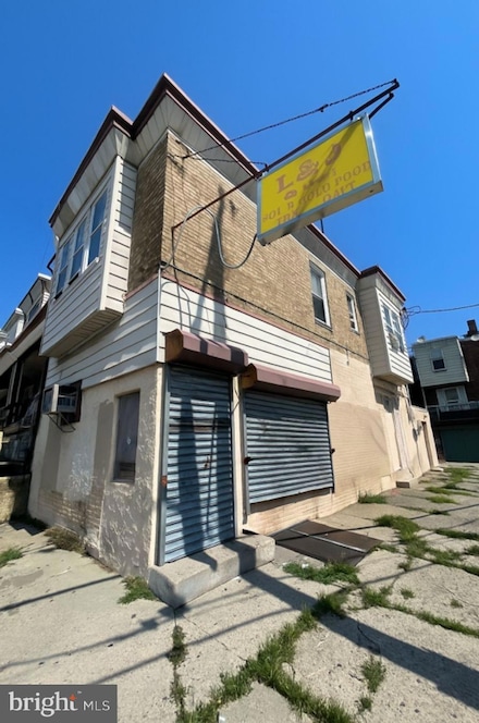 995 Sanger St, Philadelphia, PA 19124
