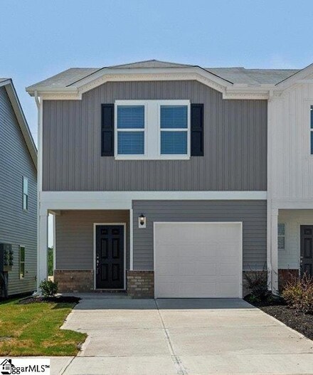 223 Cupid Ct, Greer, SC 29651