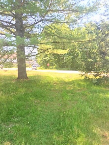 6 Depot St, Lancaster, NH 03584