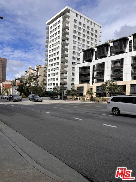 10787 Wilshire Blvd Unit 303, Los Angeles, CA 90024