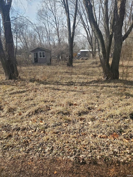 6072 N Walnut Ln, Aubbeenaubbee Township, IN 46975