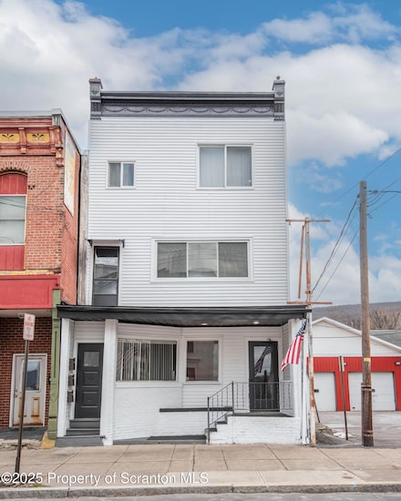 18 N Main St, Ashley, PA 18706