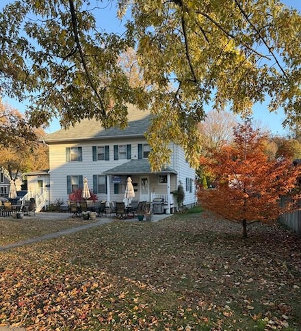 603 Lions Park Dr, Saint Joseph, MI 49085