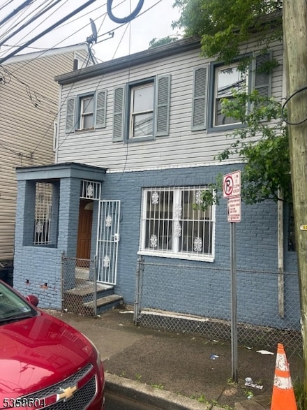 10 Mary St, Paterson, NJ 07503