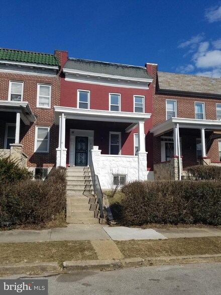 5107 Queensberry Ave, Baltimore, MD 21215