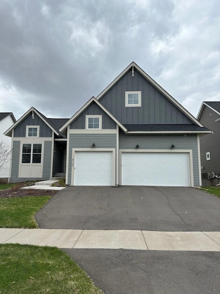 5137 Suntide Pass, Woodbury, MN 55129