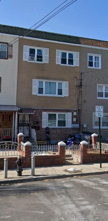 275 Balcom Ave, Bronx, NY 10465