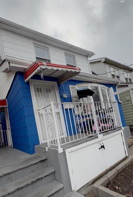 54-29 153rd St, Flushing, NY 11355