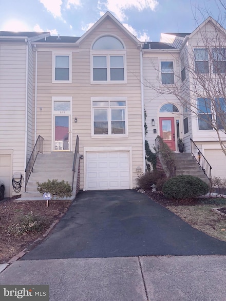 509 Dakota Dr, Herndon, VA 20170