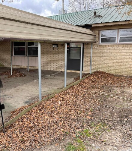 1109 N Main St, Brinkley, AR 72021