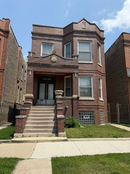 4042 W Cermak Rd Unit 1, Chicago, IL 60623