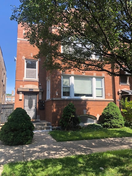 6323 S Richmond St Unit 2, Chicago, IL 60629
