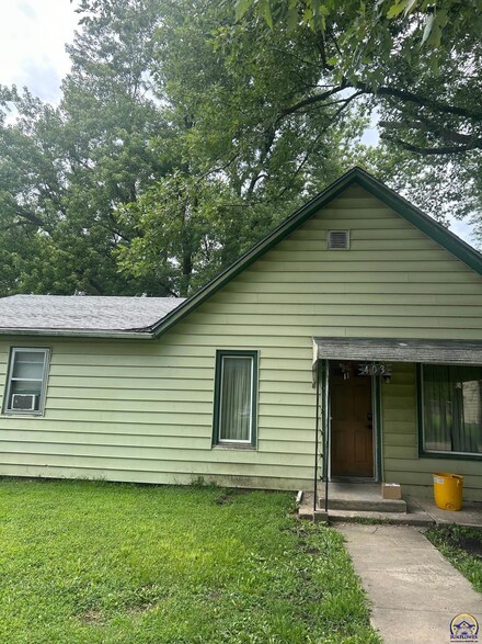 403 Western Ave, Denison, KS 66419