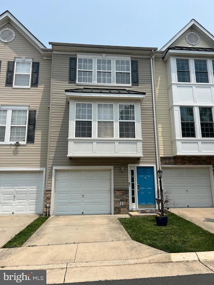 23151 Blackthorn Square, Sterling, VA 20166