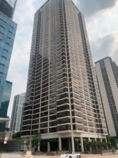 360 E Randolph St Unit 302, Chicago, IL 60601