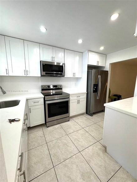 603 S State Road 7 Unit 1D, Margate, FL 33068