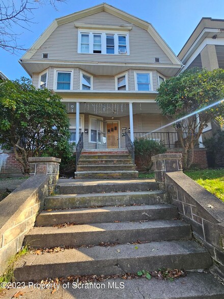 838-840 Monroe Ave, Scranton, PA 18510