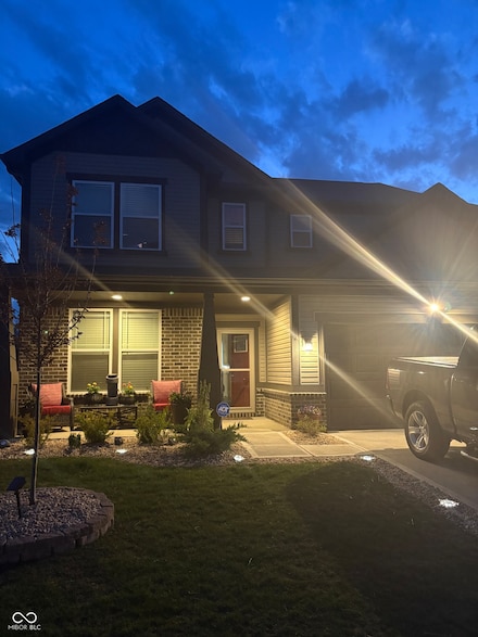 912 Grassy Branch Dr, Indianapolis, IN 46239