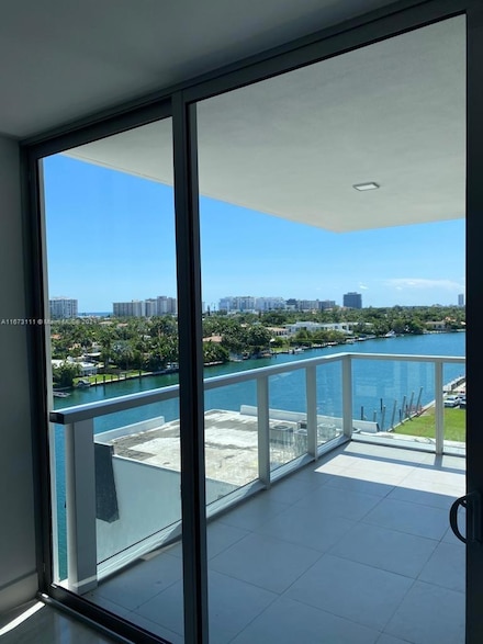 9521 E Bay Harbor Dr Unit 605, Bay Harbor Islands, FL 33154