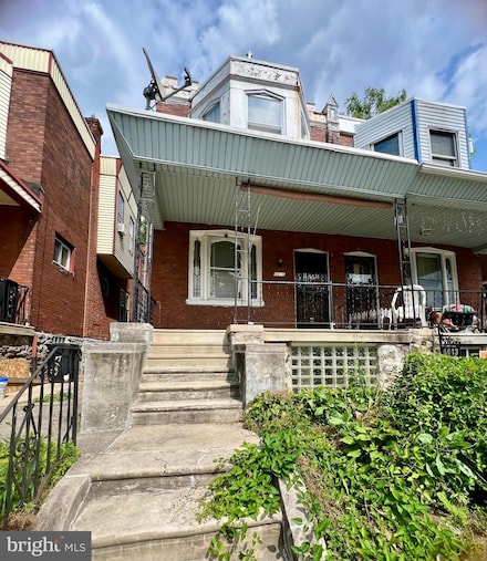 5015 N Warnock St, Philadelphia, PA 19141
