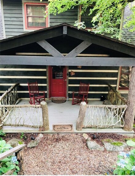 7019 Hummingbird Ln, Blowing Rock, NC 28605