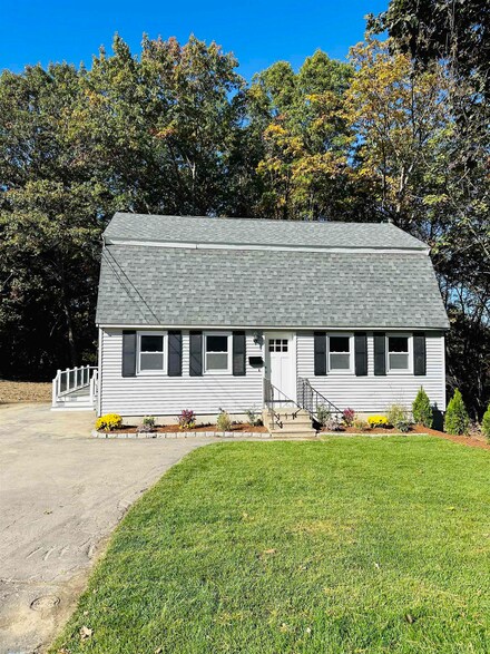 23 Hutchinson St Unit 33, Nashua, NH 03064