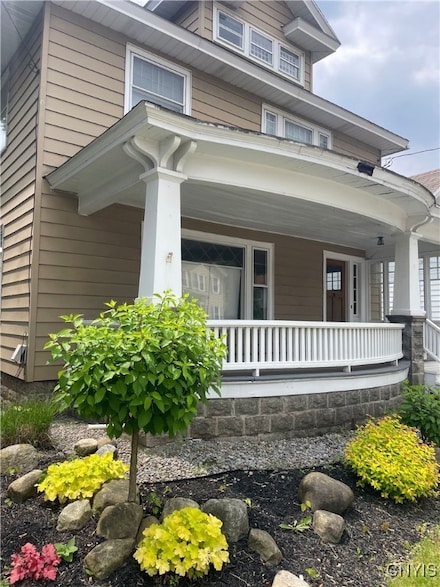 61 2nd St, Ilion, NY 13357