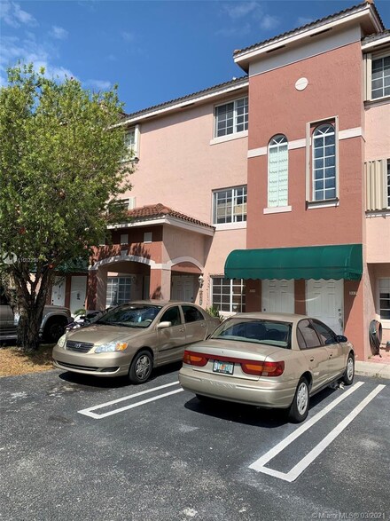 12015 SW 14th St Unit 316C, Miami, FL 33184
