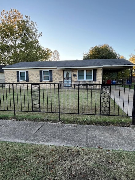 504 Johnson Dr, West Memphis, AR 72301