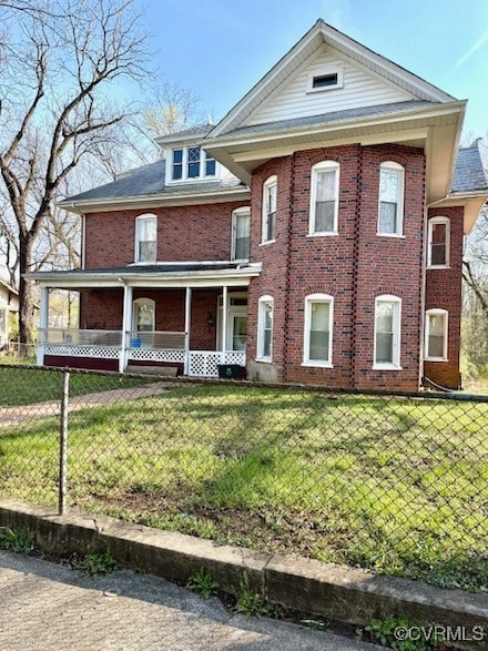 107 W End Blvd, Emporia, VA 23847