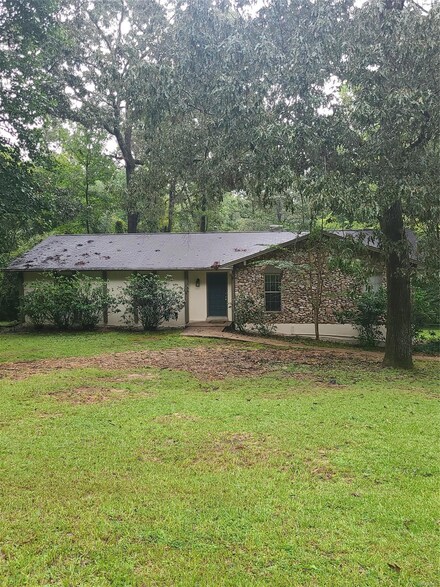 884 Haggerty Rd, Wetumpka, AL 36093