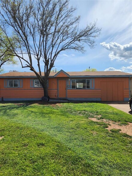 920 Asalee St, Altus, OK 73521
