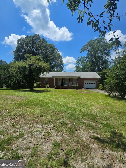 5061 Old Atlanta Rd, Hampton, GA 30228