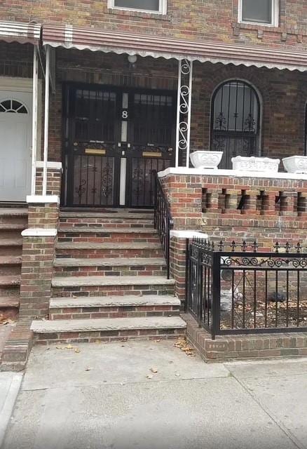 8 E 95th St, Brooklyn, NY 11212