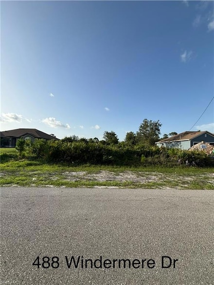 488 Windermere Dr, Lehigh Acres, FL 33972