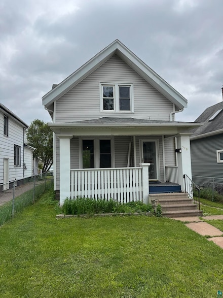 518 Winnipeg Ave, Duluth, MN 55806