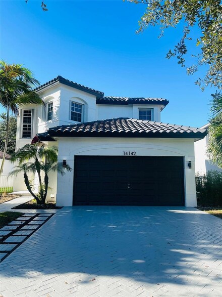 14142 SW 52nd Ln, Miramar, FL 33027