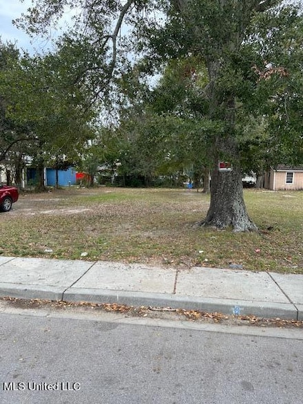 259 Laurel Ct, Biloxi, MS 39530