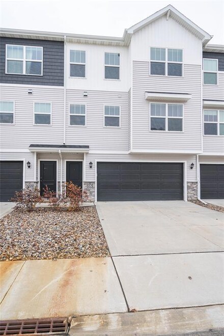 165 NE 24th Ln, Ankeny, IA 50021
