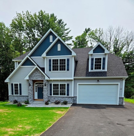 28 Auburn Rd, Hooksett, NH 03106