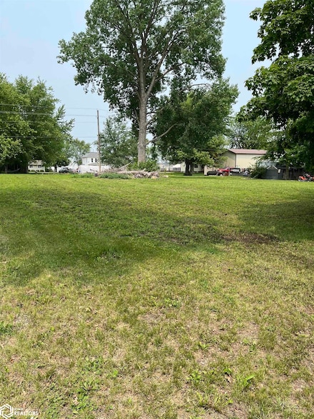 413 Spring St, Humeston, IA 50123