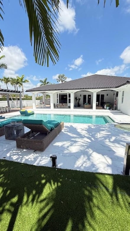 11390 SW 30th St, Miami, FL 33165