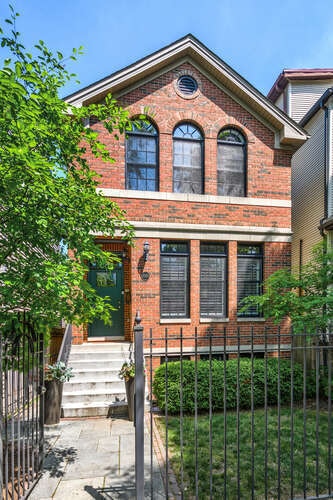 3329 N Bell Ave, Chicago, IL 60618