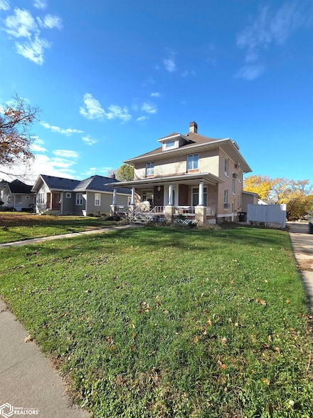 910 Washington St, Eldora, IA 50627