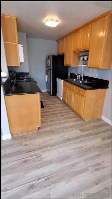 1675 Pentecost Way Unit 2, San Diego, CA 92105