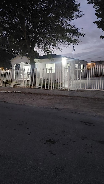 1545 NW 73rd St, Miami, FL 33147