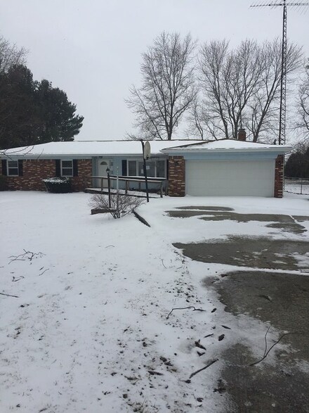 9866 S 150 W, Bunker Hill, IN 46914