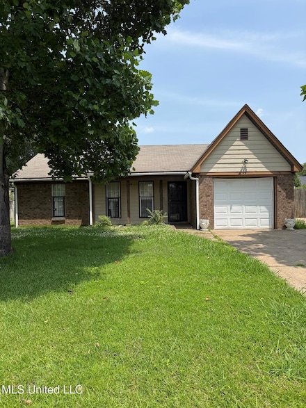 7162 Layne Dr, Horn Lake, MS 38637