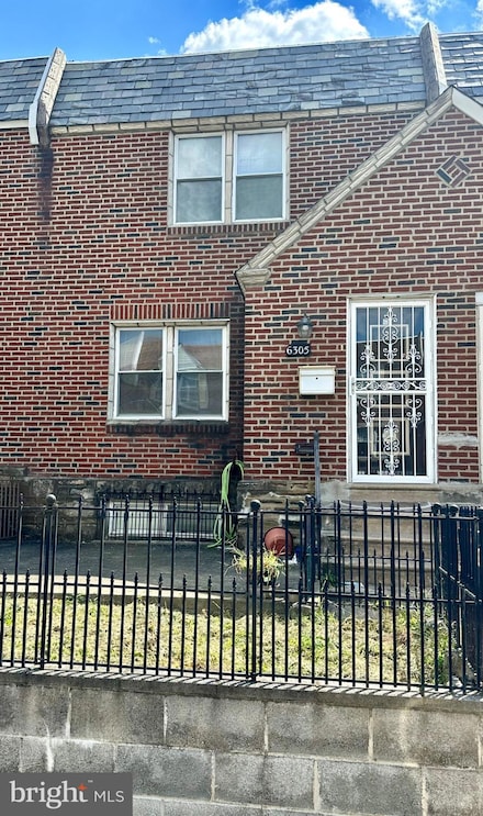 6305 Elmhurst St, Philadelphia, PA 19111