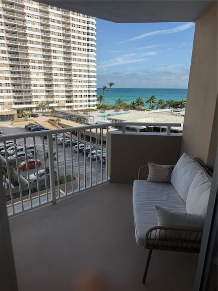 1980 S Ocean Dr Unit 5B, Hallandale Beach, FL 33009